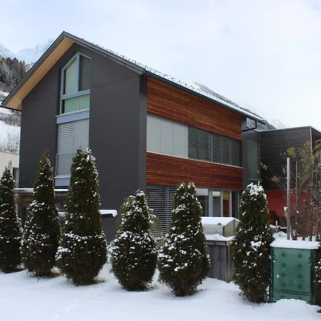 Haus Arosa *