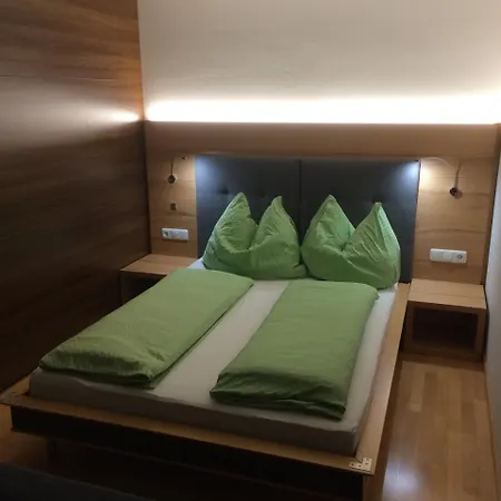 דירה Haus Arosa פרטנאו